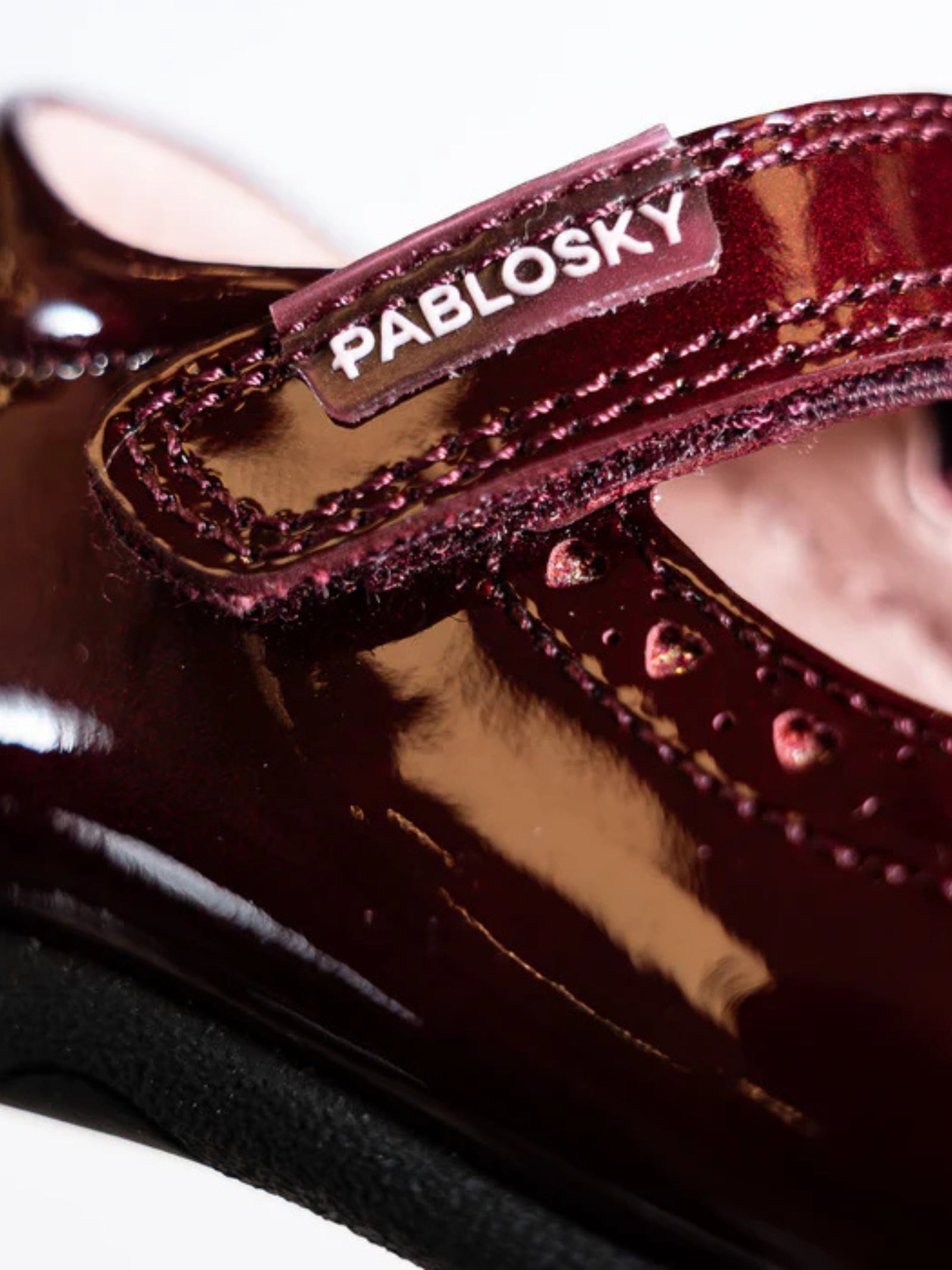 BALLERINE PABLOSKY IN VERNICE BORDEAUX